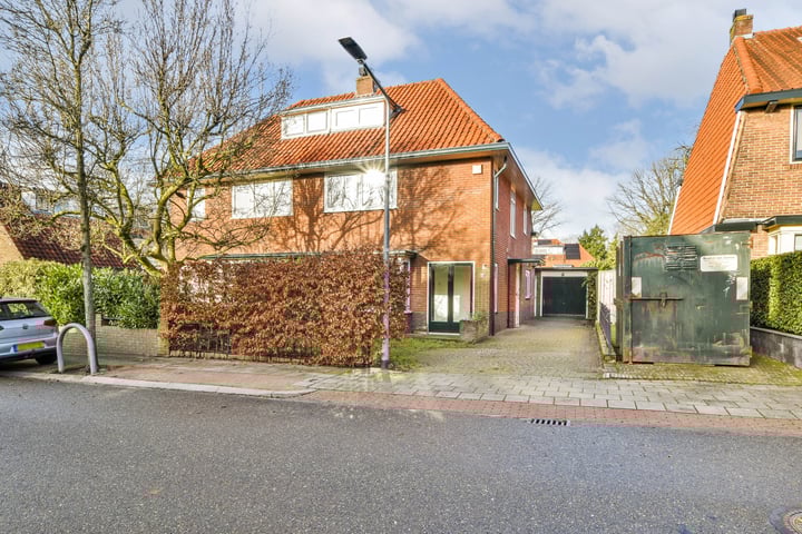 Bilderdijklaan 44 in Hilversum foto