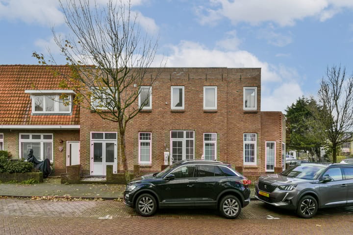 Bilderdijkstraat 2 in Zandvoort foto