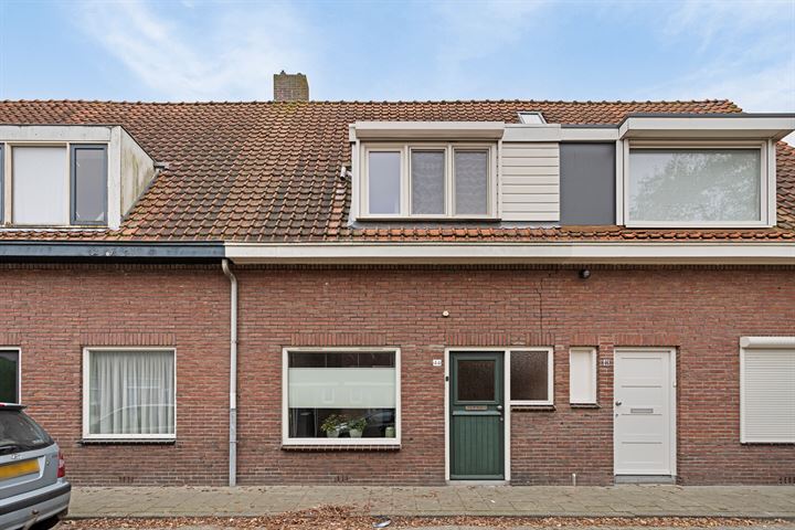 Bilderdijkstraat 44 in Tilburg foto