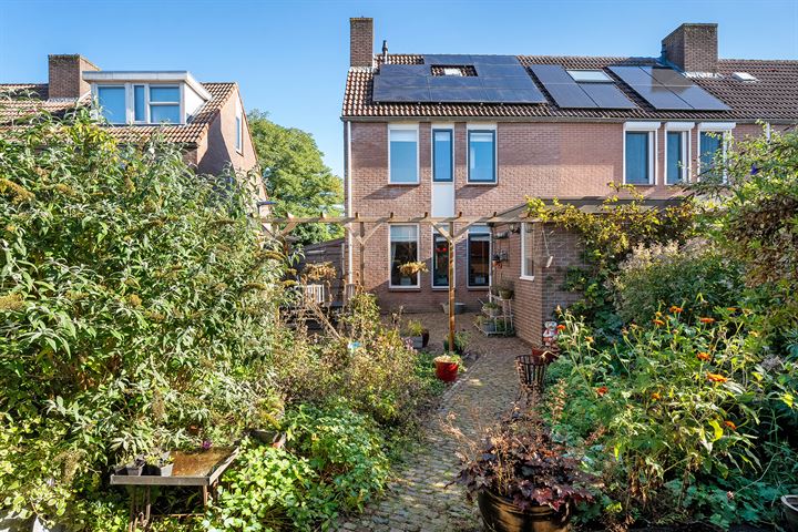 Binnenhof 25 in Hardenberg foto