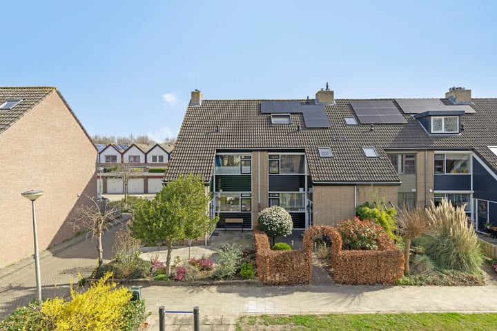 Binnensingel 30 in Strijen foto