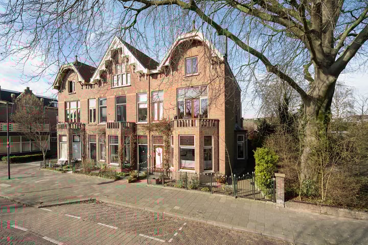 Binnensingel 60 in Vlaardingen foto
