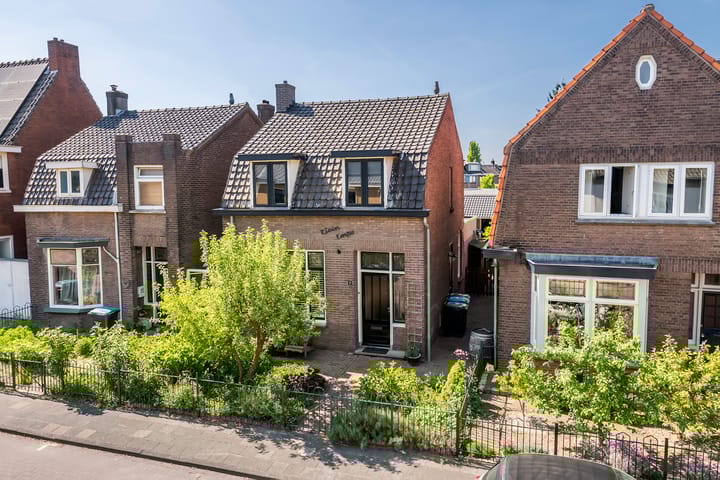 Binnenweg 5 in Tiel foto