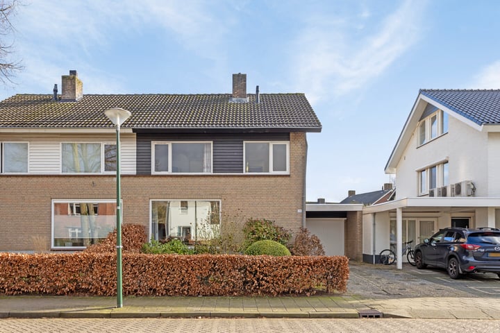 Bisschop van Mierlostraat 110 in Mierlo foto