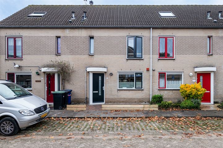 Bizetstraat 19 in Almere foto