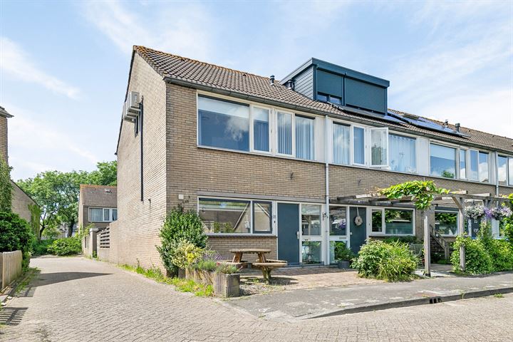 Bizetstraat 21 in Bunschoten-Spakenburg foto