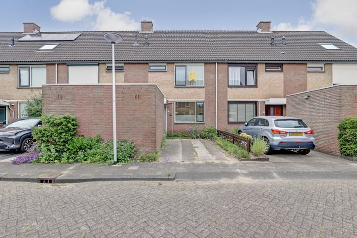 Bizetstraat 35 in Spijkenisse foto