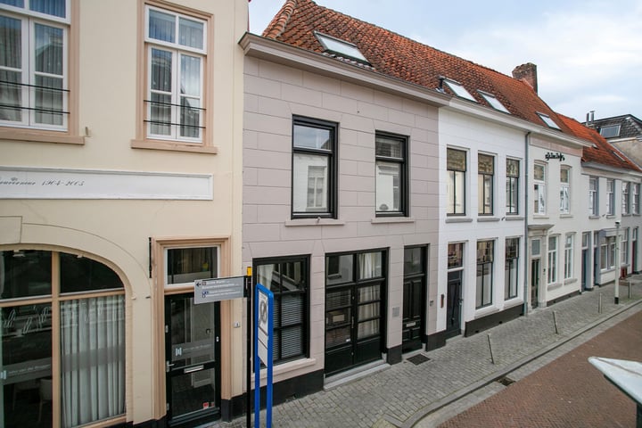 Blauwehandstraat 5a in Bergen op Zoom foto