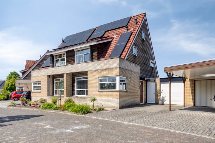 Bloemenhof 4 in Oosterhout foto
