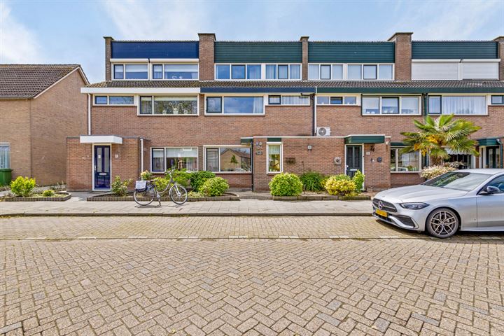 Bloemenlaan 126 in Sint-Maartensdijk foto