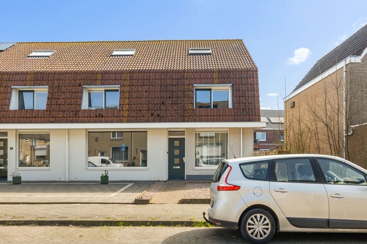 Bloemenlaan 87 in Sint-Maartensdijk foto