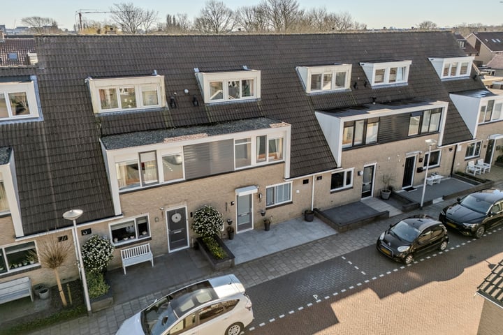 Bloemenlust 8 in Rijnsburg foto