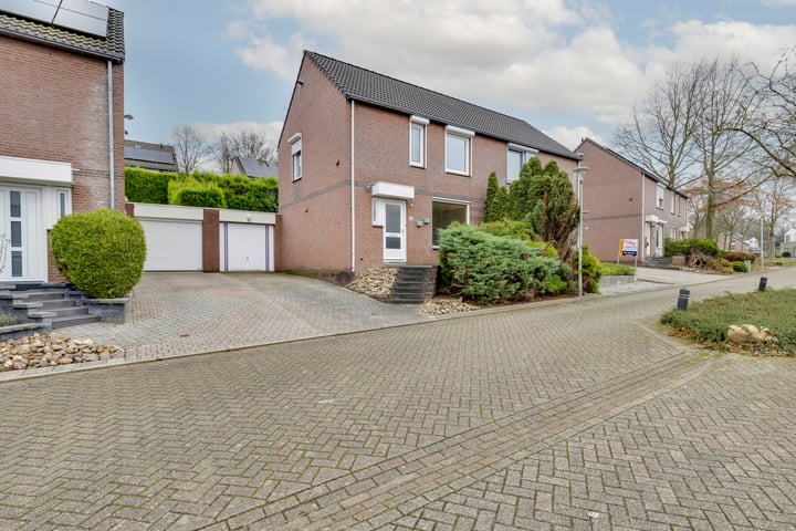 Bloemenstraat 28 in Heerlen foto