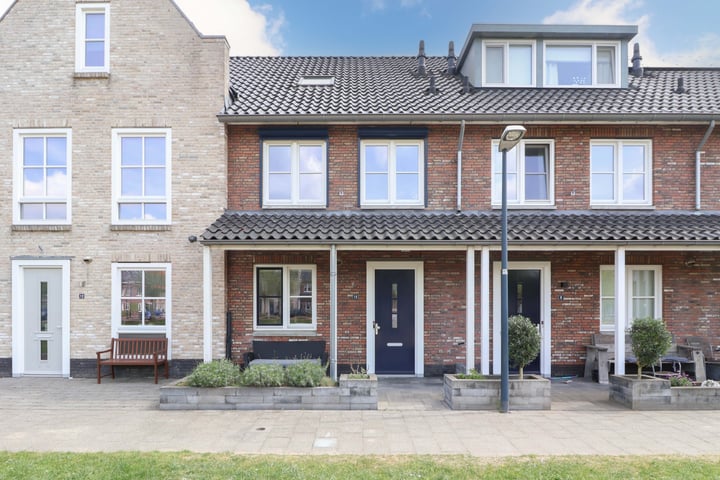 Bloemkamp 10 in Bunschoten-Spakenburg foto