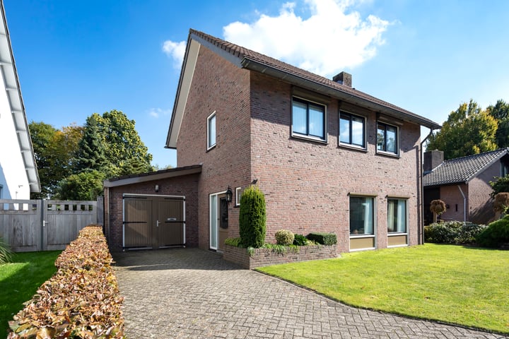 Bloeymanstraat 4 in Helvoirt
