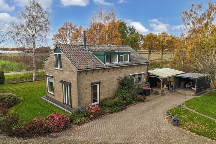 Blokzijlerdwarsweg 11 in Marknesse