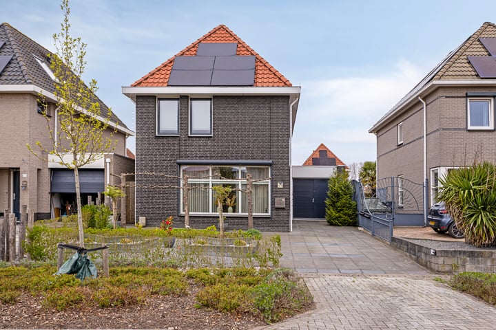 Bob Marleylaan 19 in Goes foto