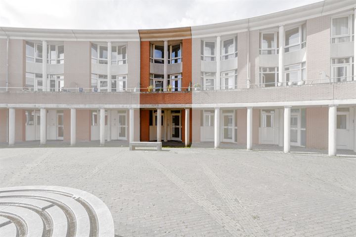 Bocht van Guinea 44 in 's-Gravenhage foto