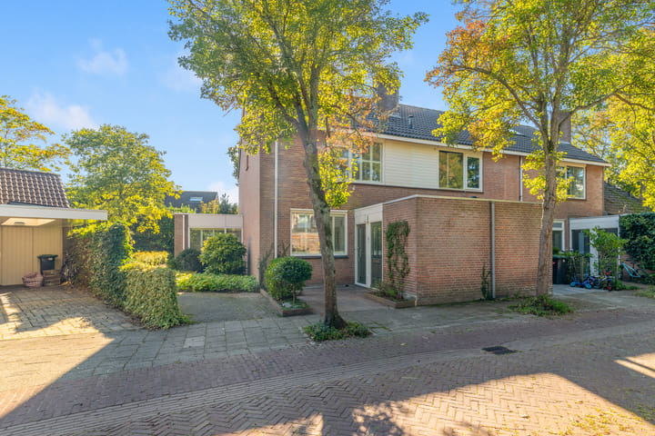 Boekenstein 61 in Heiloo