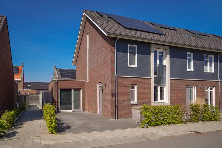 Boekweitveld 11 in Beneden-Leeuwen foto
