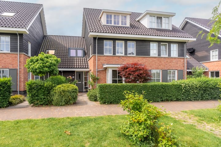 Foto van woning Boerenzwaluwpad 16, Hoef en Haag