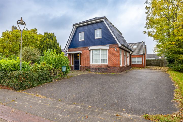 Boersterweg 2 in Ten Boer foto