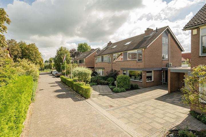 Boeylaan 10 in Leerdam foto