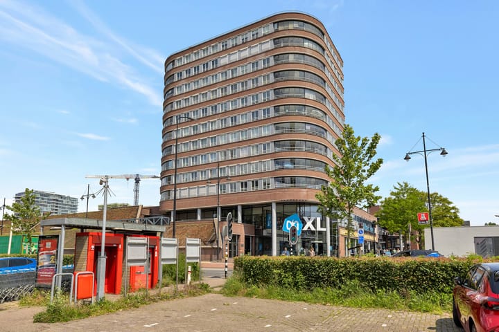 Bogaardplein 100 in Rijswijk foto