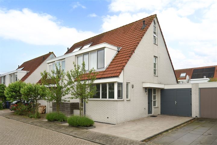 Bolkruidstraat 8 in Almere foto