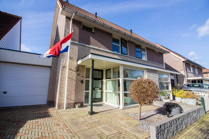 Bomenland 20 in Venhuizen foto