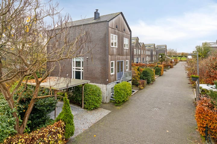 Bonairepier 1 in Almere