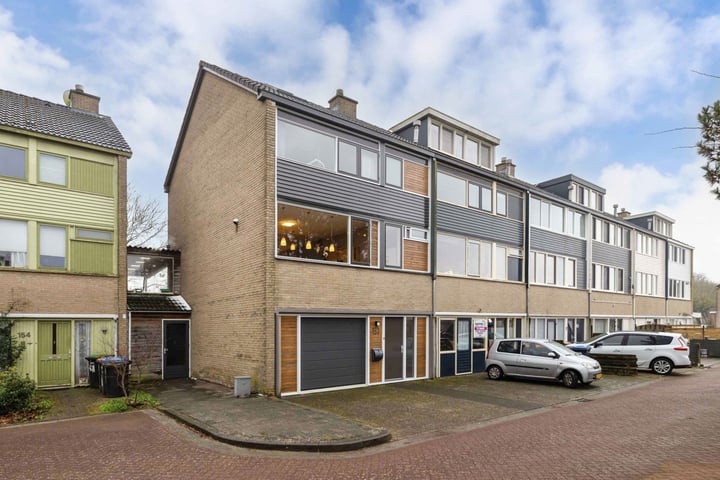 Bongerd 153 in Lelystad foto