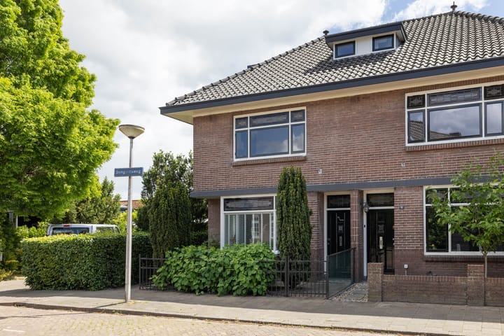 Bongertsweg 12 in Hengelo foto