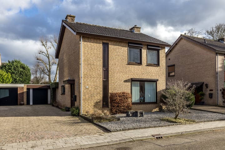 Bonifaciusstraat 7 in Brunssum foto