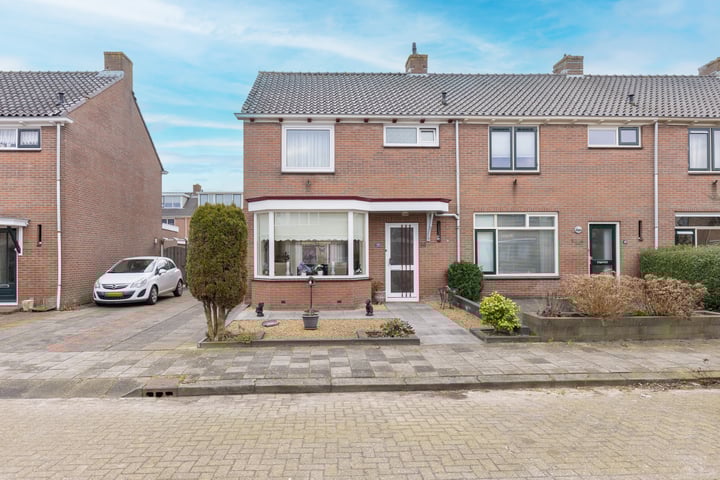 Boomgaarden 38 in Blokker foto