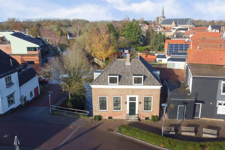 Boompjesstraat 4 in Strijen