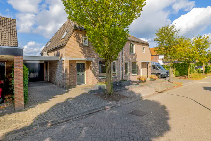 Boomstraat 22 in Veghel foto