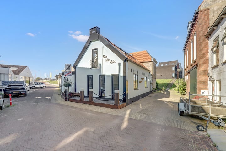 Bootstraat 21 in Oud-Beijerland foto