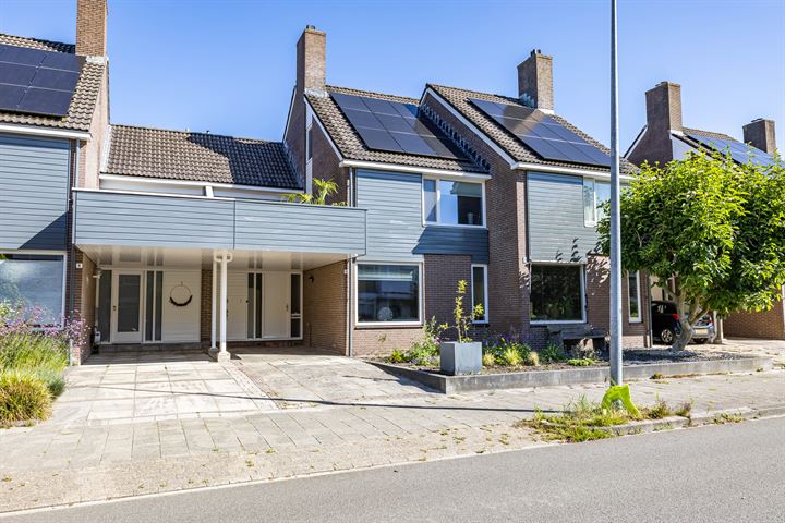 Bordewijklaan 10 in Groningen foto