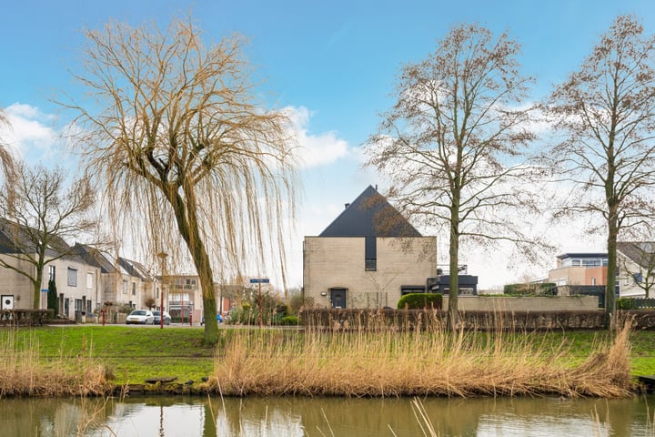 Foto van woning Bordewijkring 48, Oud-Beijerland