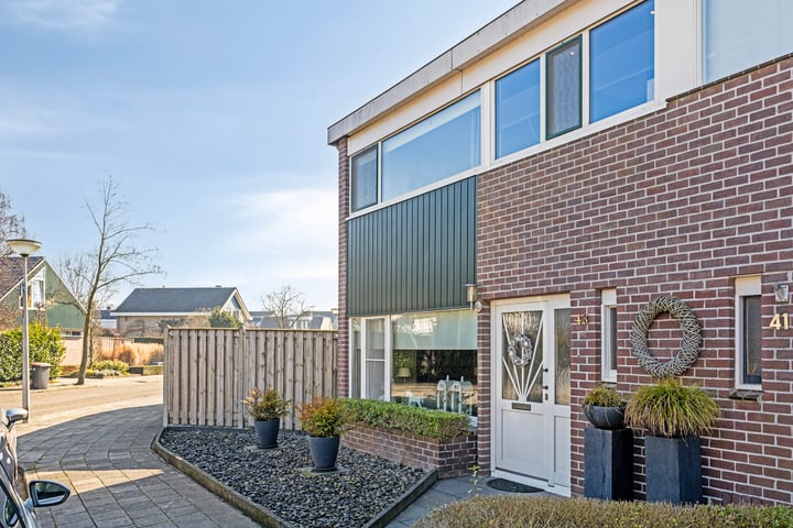 Borg Ewsum 43 in Almelo foto