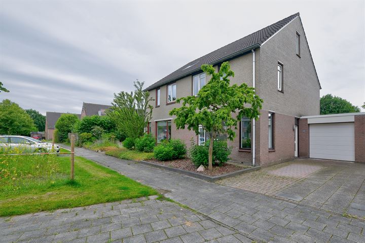 Borgstukken 23 in Eelde foto