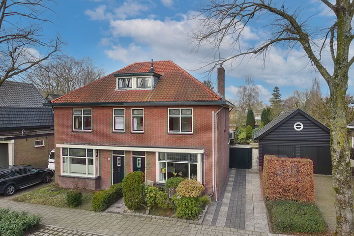 Bornerbroeksestraat 52 in Borne foto