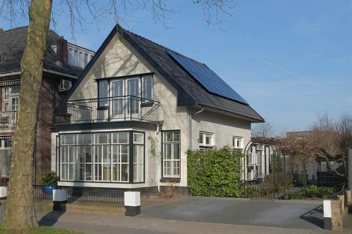 Bornsestraat 156 in Almelo foto