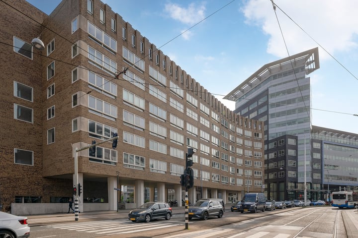 Bos en Lommerplein 79 in Amsterdam foto