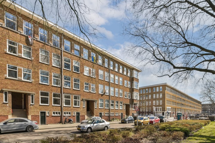 Bos en Lommerweg 31-2 in Amsterdam
