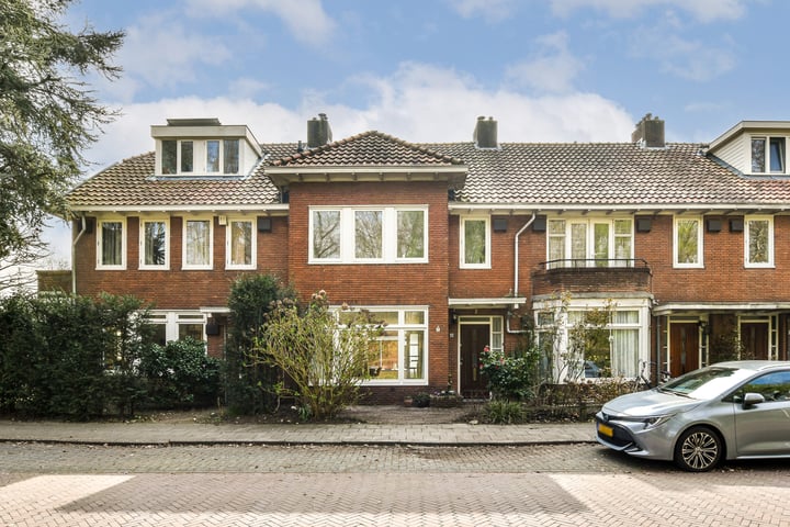 Bos en Vaartlaan 40 in Amstelveen foto