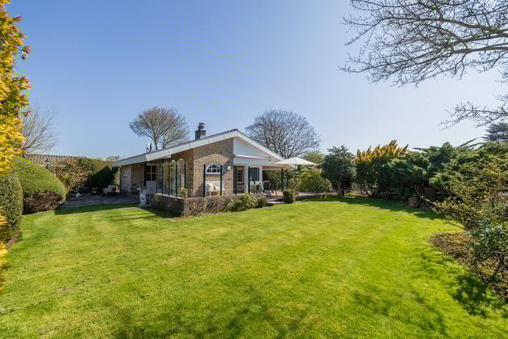 Bos, Zee en Duin 15 in Noordwijk foto
