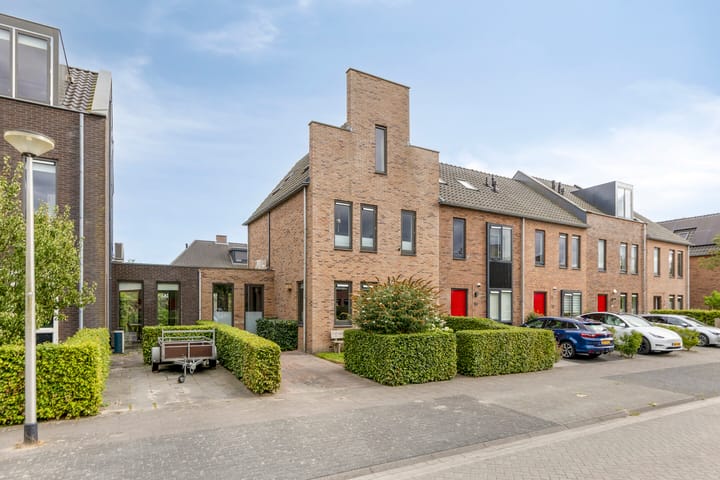 Bosbraam 16 in Assen