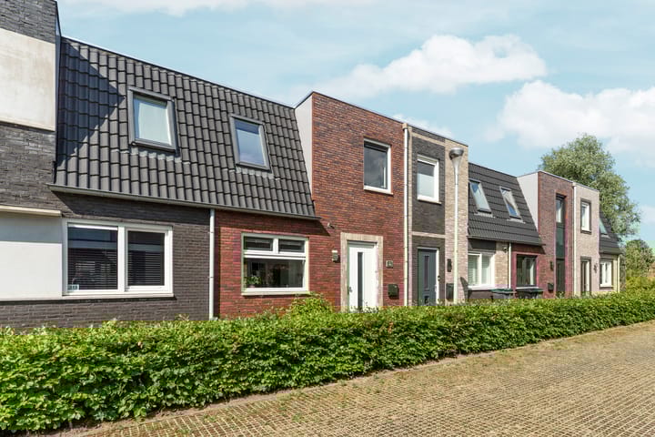 Bosgouw 314 in Almere foto